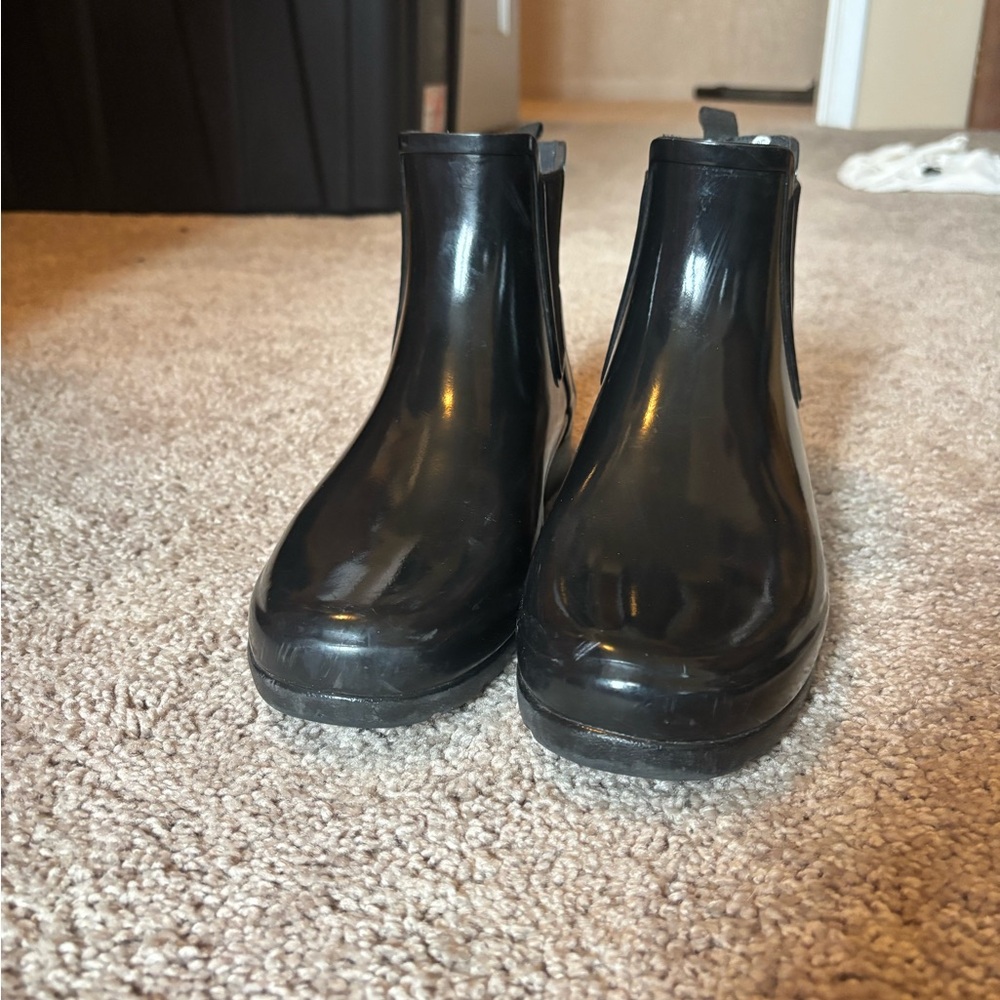 Hunter Glossy Black Rain Boots